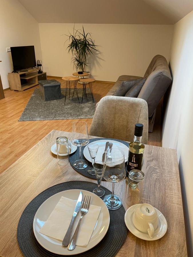 Despot Apartmani Mladenovac Exterior foto
